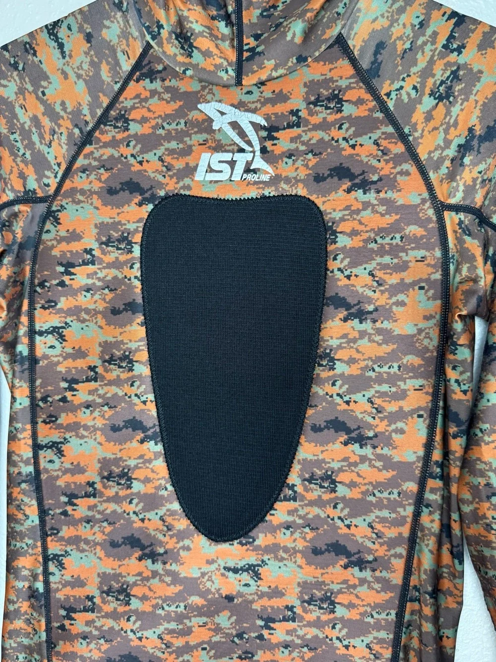 IST ProLine Camouflage Spearfishing Rash Guard Top Hood Tough-Tex Chest Pad Sm